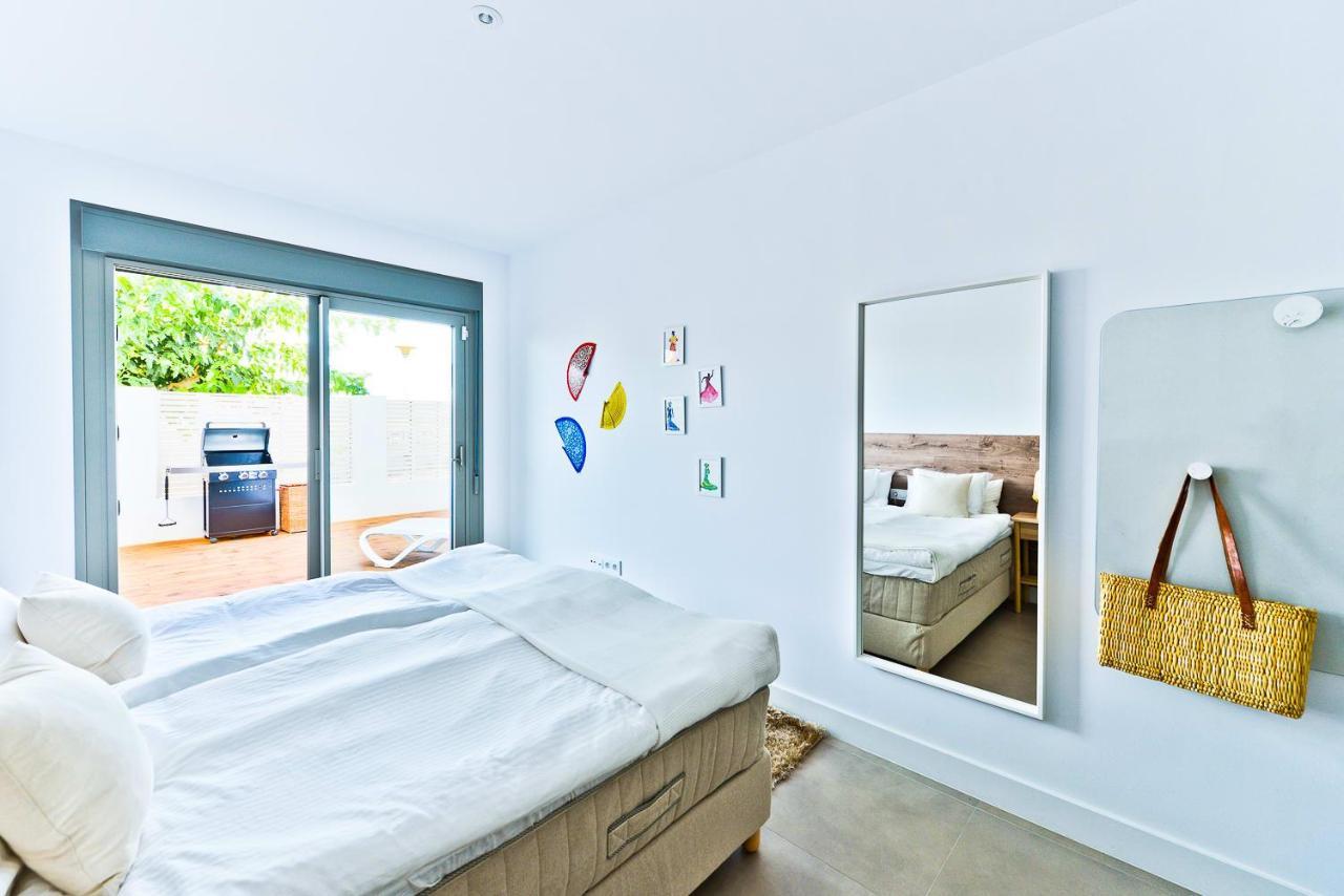 Baviera Hills 59 Apartman Caleta De Velez Kültér fotó