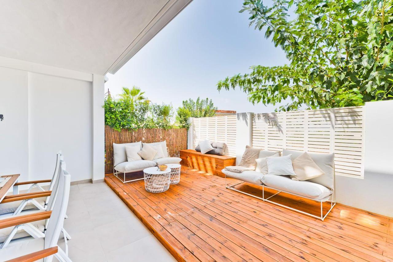 Baviera Hills 59 Apartman Caleta De Velez Kültér fotó