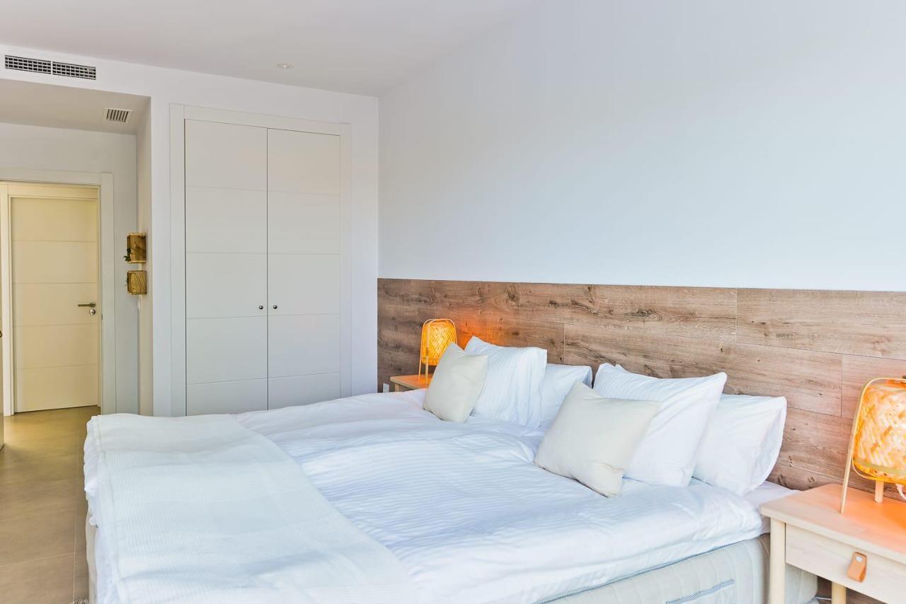 Baviera Hills 59 Apartman Caleta De Velez Kültér fotó