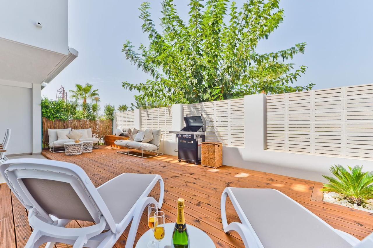 Baviera Hills 59 Apartman Caleta De Velez Kültér fotó